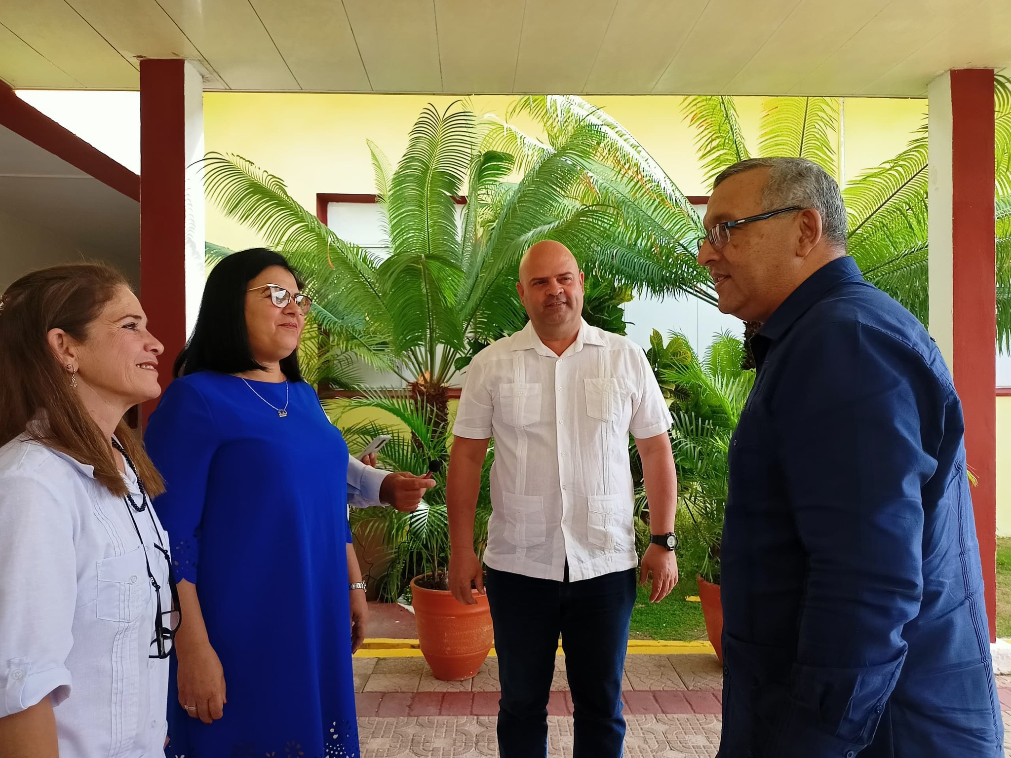 Apretón de manos entre Cuba y Venezuela desde el centro de la Isla 