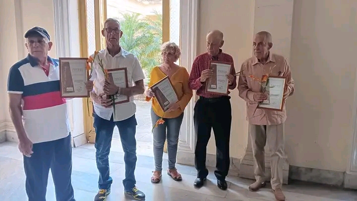 La familia veterinaria celebra su día en Villa Clara
