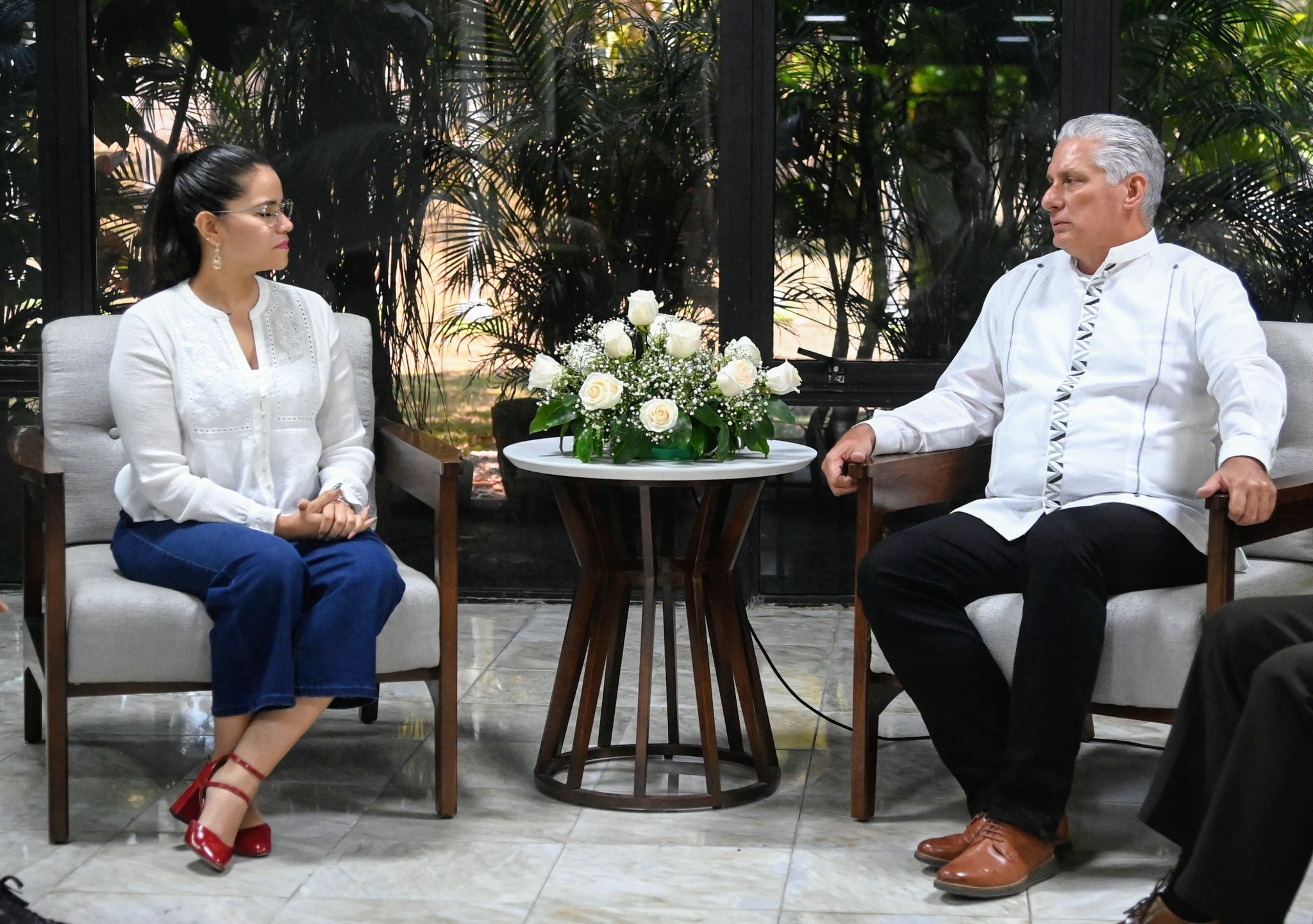 Dialogó Presidente cubano con secretaria general de Morena 