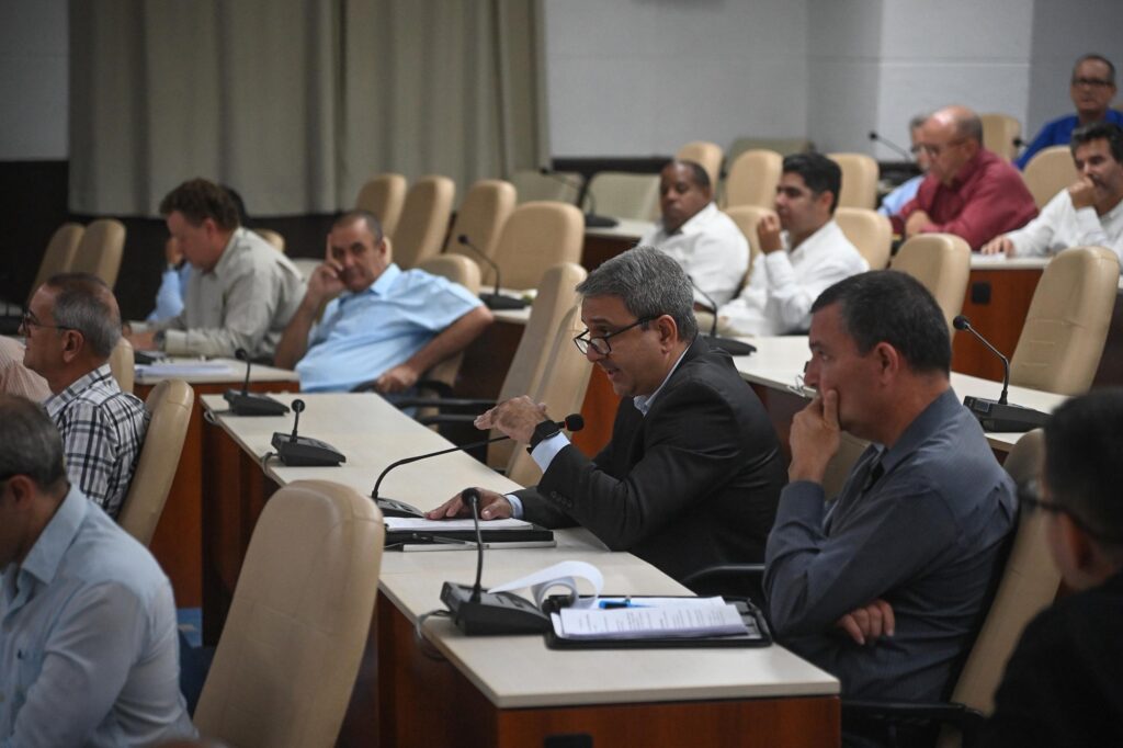 Es «estratégico y emergente» implementar proyectos en la producción cañero azucarera