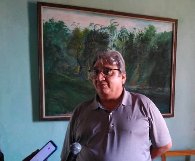Dialogó presidente del Instituto de Información y Comunicación Social con colectivos de radio y televisión de Caibarién 