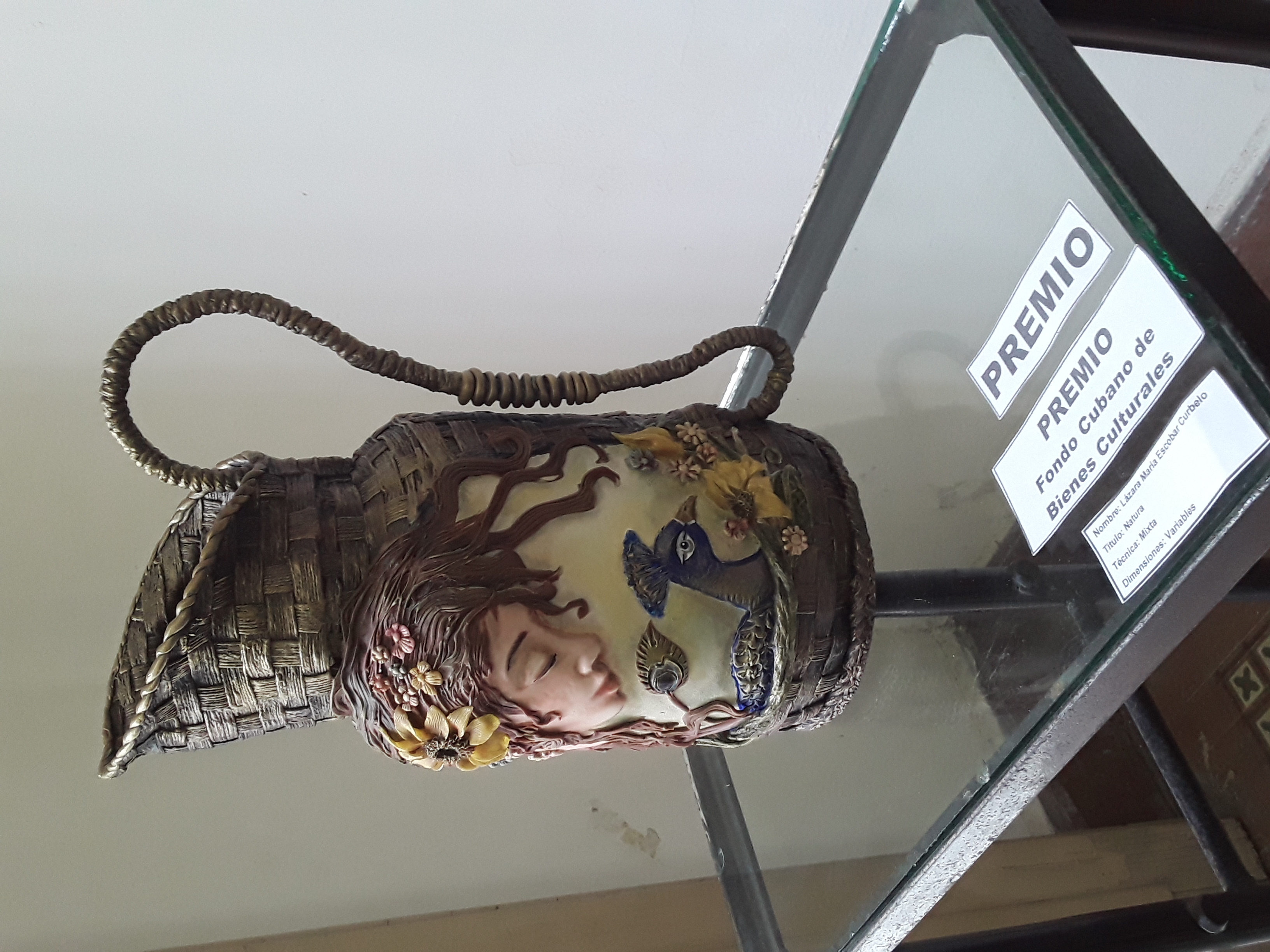 Inauguran Salón provincial de Artesanía artística