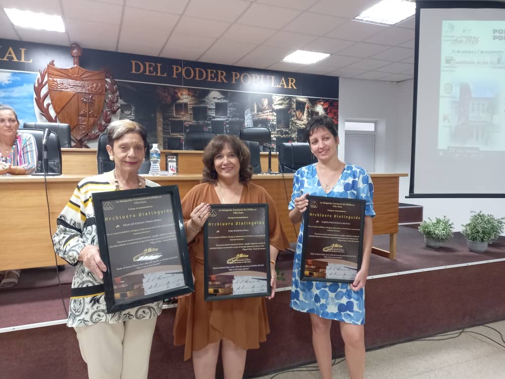 Reconocen en Villa Clara a profesionales de la Gestión documental