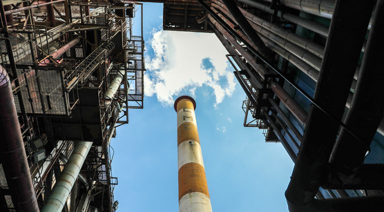 UNE pronostica afectación de 1405 MW en horario nocturno; sale Guiteras para solucionar “defectos impostergables”