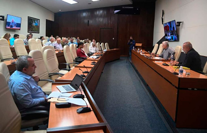 Encabeza Díaz-Canel chequeo nacional tras desastres naturales