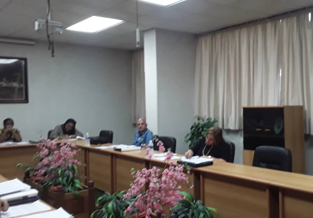 Debate Buró Provincial del Partido la entrega de tierras