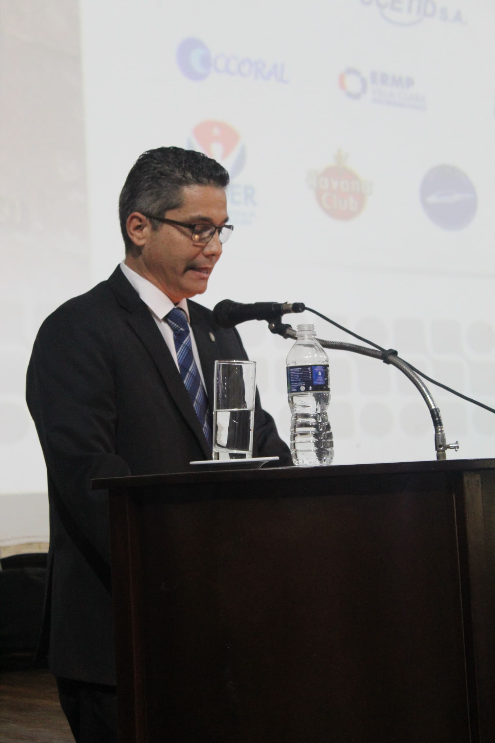 Reafirma excelencia científica quinta Convención de la Universidad Central 