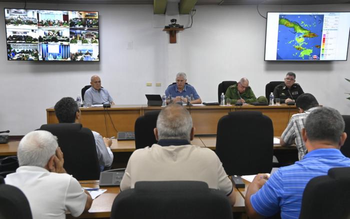 Ante la amenaza de huracán, lo fundamental es la protección de la población