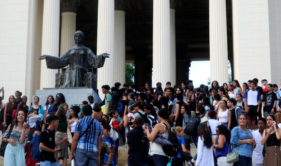 ¿Cómo será el nuevo curso escolar para la Educación Superior cubana?