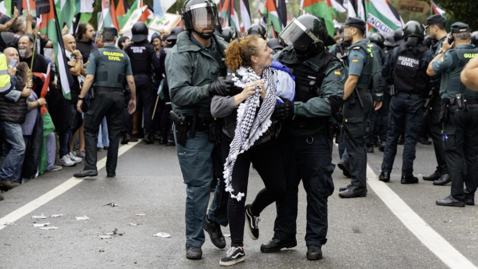 Protestas en apoyo a Palestina marcan la Vuelta Ciclista a España