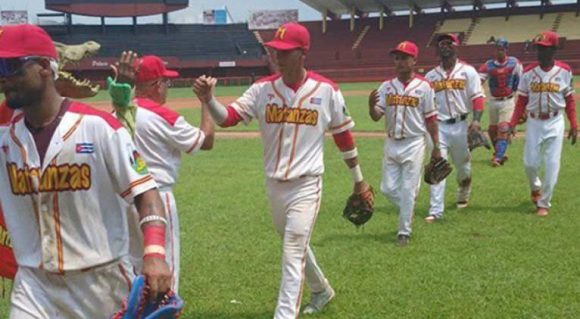 Cocodrilos matanceros firman barrida y se mantienen en la cima de la pelota cubana