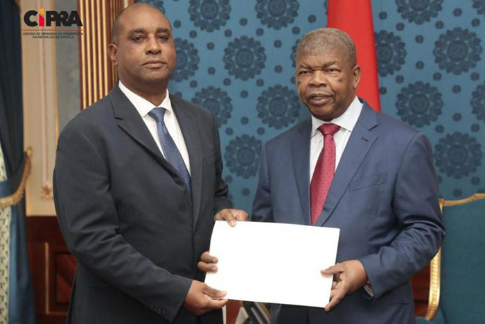 Enviaron Raúl Castro y Díaz-Canel carta a presidente de Angola