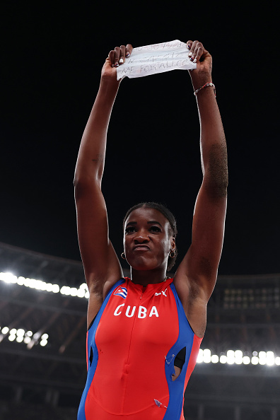 Leyanis Pérez: ¡Oro mundial en triple salto!