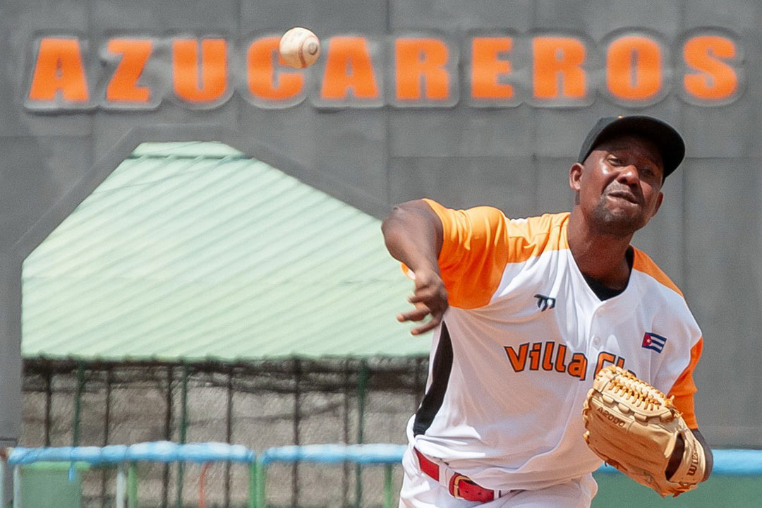 Conquista Alain Sánchez  victoria 100 en Series Nacionales de Béisbol