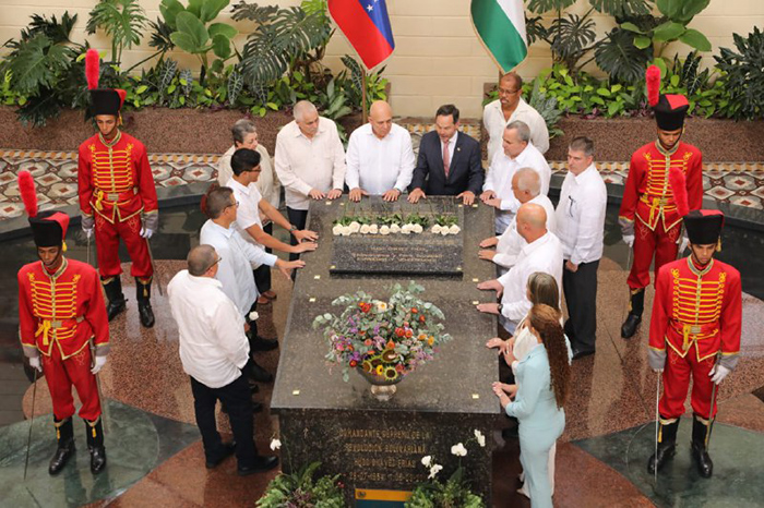 Cuba y Venezuela refuerzan su unidad política y revolucionaria