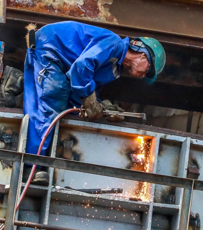 El Presidente cubano encabezó una reunión en la que se abordó el plan de acciones para enfrentar el agravamiento de la situación eléctrica y del abasto de agua en el territorio nacional.