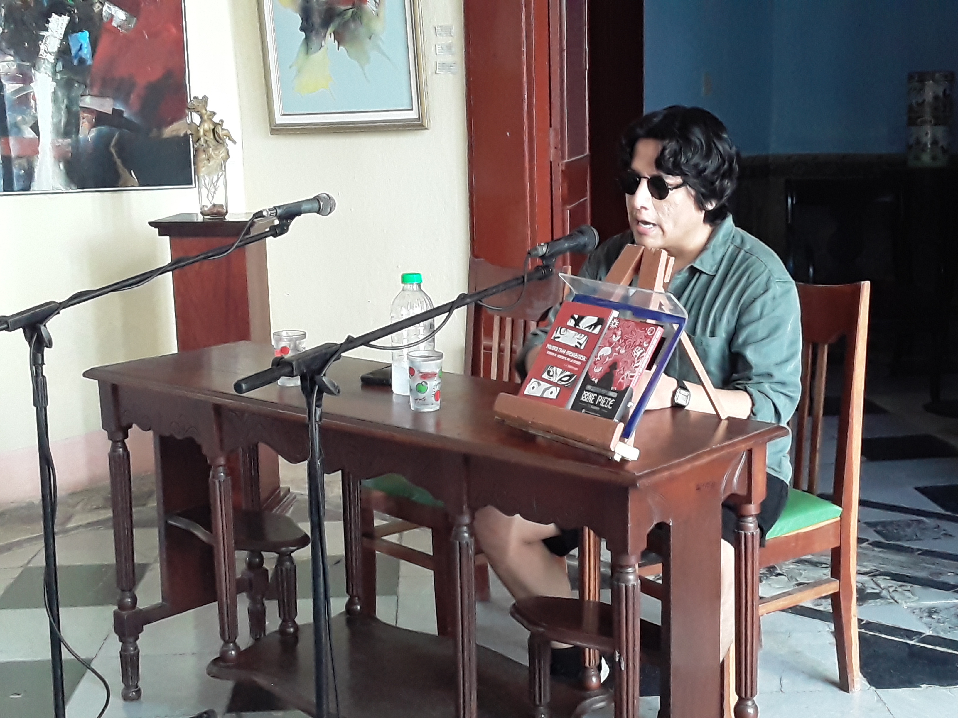 Libros de JJ Maldonado en el Encuentro hispanoamericano de escritores