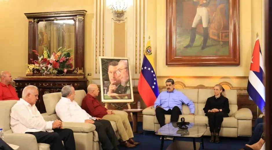 Presidente Nicolás Maduro recibe a delegación cubana y afianzan lazos bilaterales