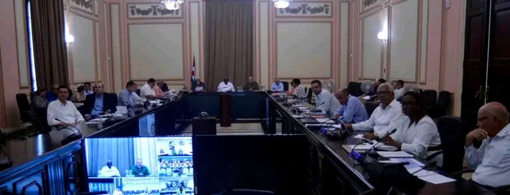 Consejo de Estado examina implementación del programa para corregir distorsiones y reimpulsar la economía, y otros temas de la agenda nacional