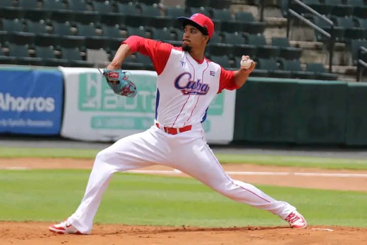 Gana villaclareño Darío Sarduy primer juego de Cuba en Premundial de Béisbol sub 23