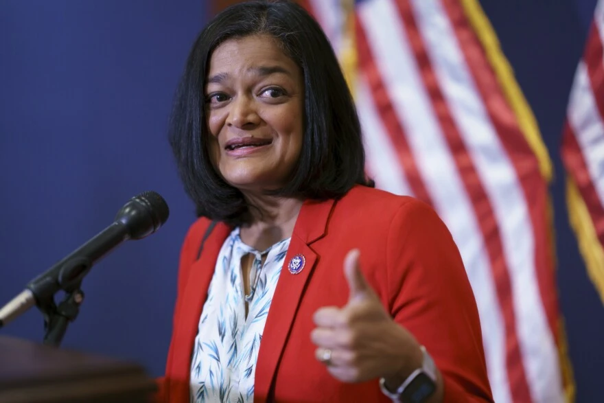 Declaración de los congresistas estadounidenses Japayal y Jackson tras su visita a Cuba
