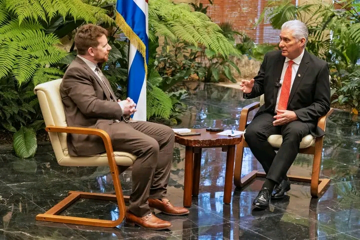 Cuba es un país de paz que promueve la solidaridad y la cooperación, pero no le teme a la guerra