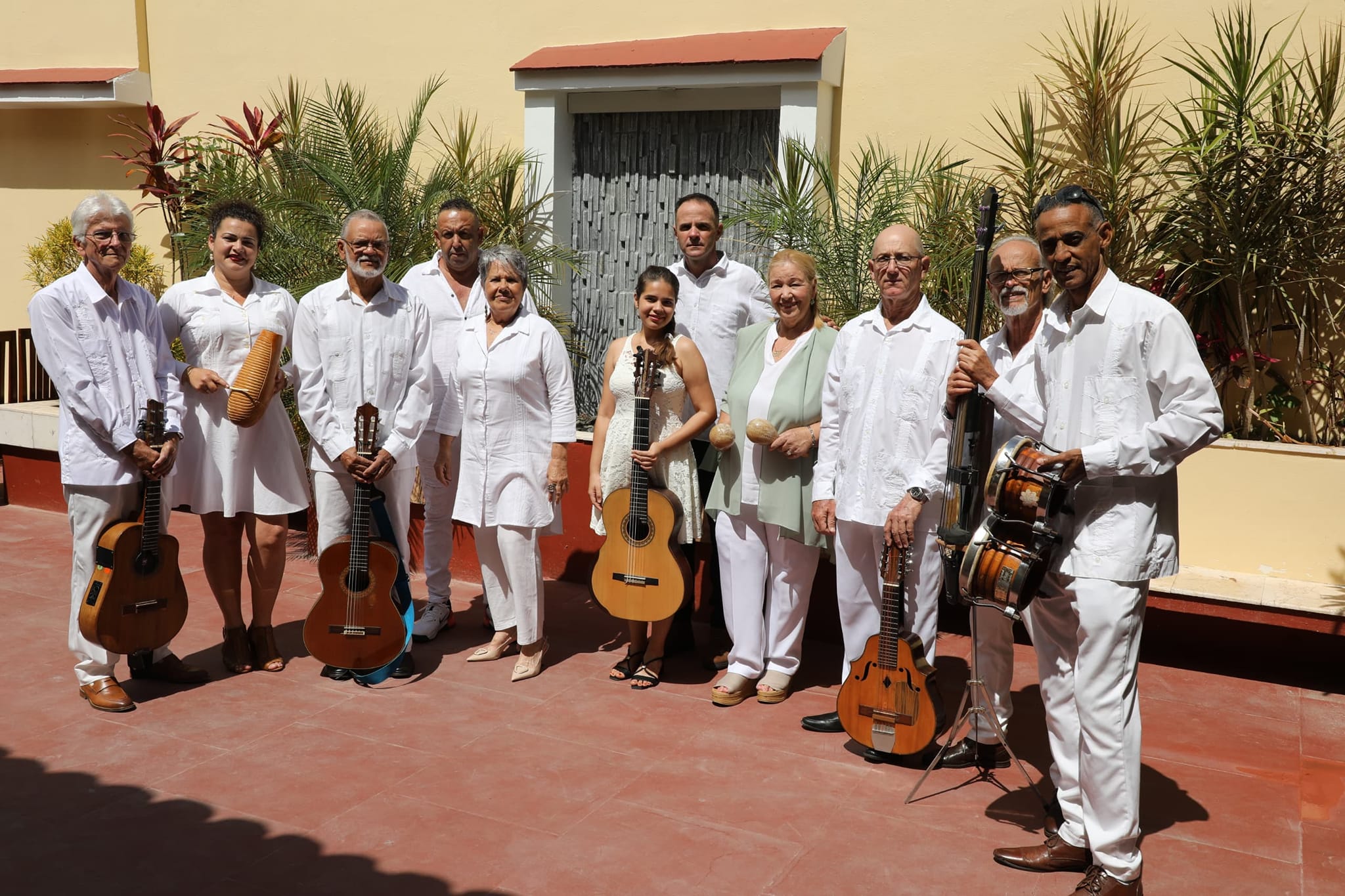 Celebran trigésimo aniversario del Quinteto Criollo 