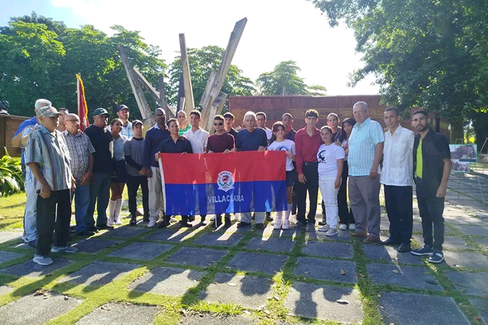 Abanderan al Bon Juvenil UJC-MININT en Santa Clara