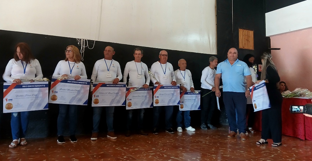 Celebran Día del Trabajador Eléctrico en Villa Clara