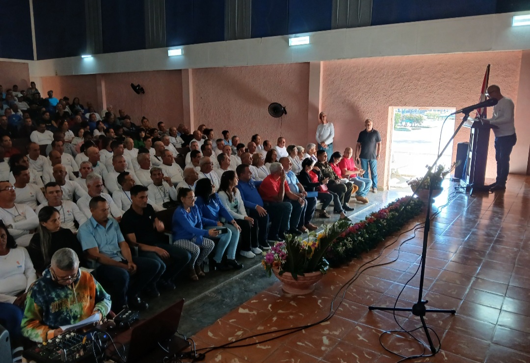 Celebran Día del Trabajador Eléctrico en Villa Clara