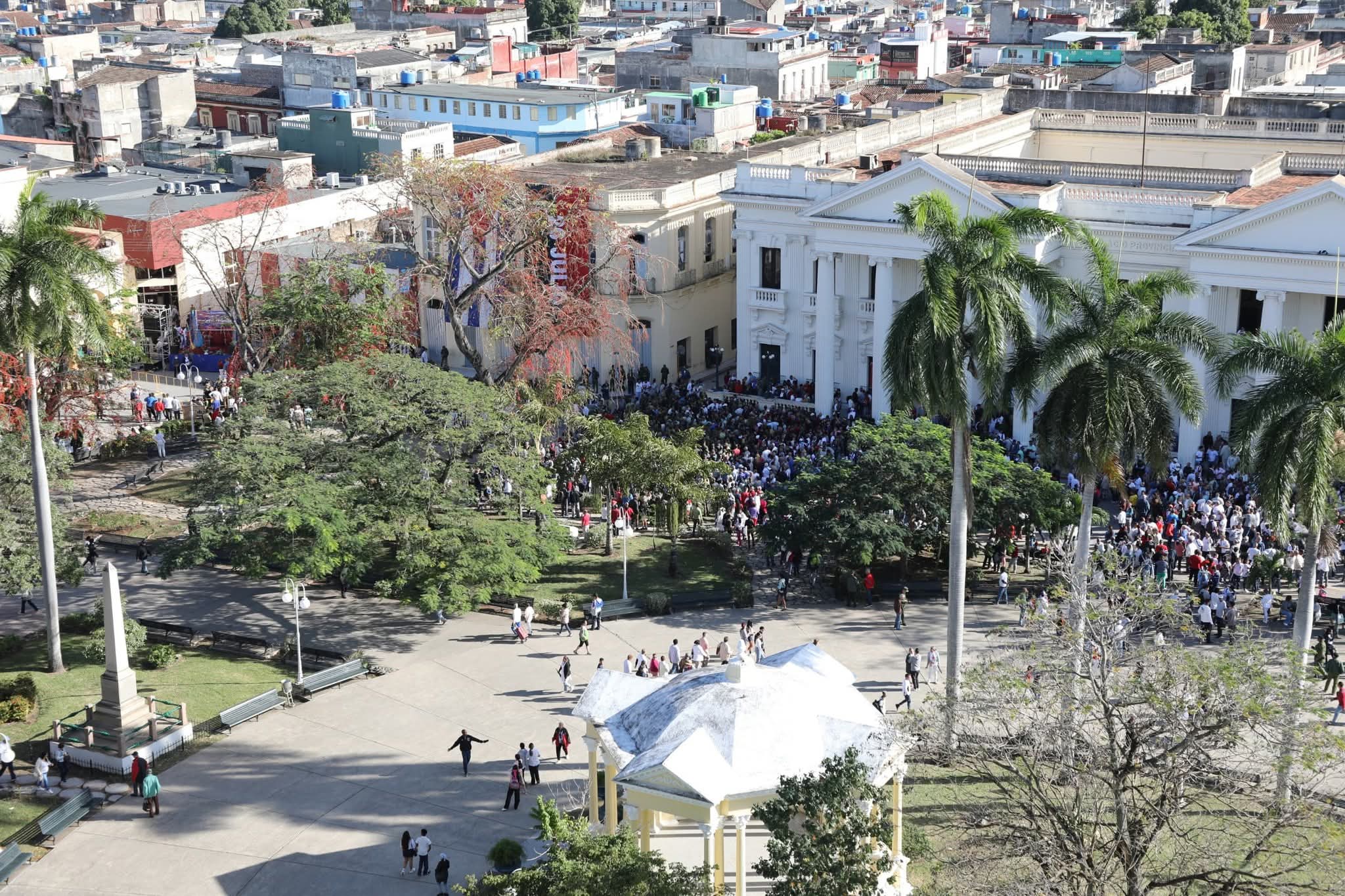 Santaclareños rinden tributo a los combatientes cubanos caídos en Venezuela