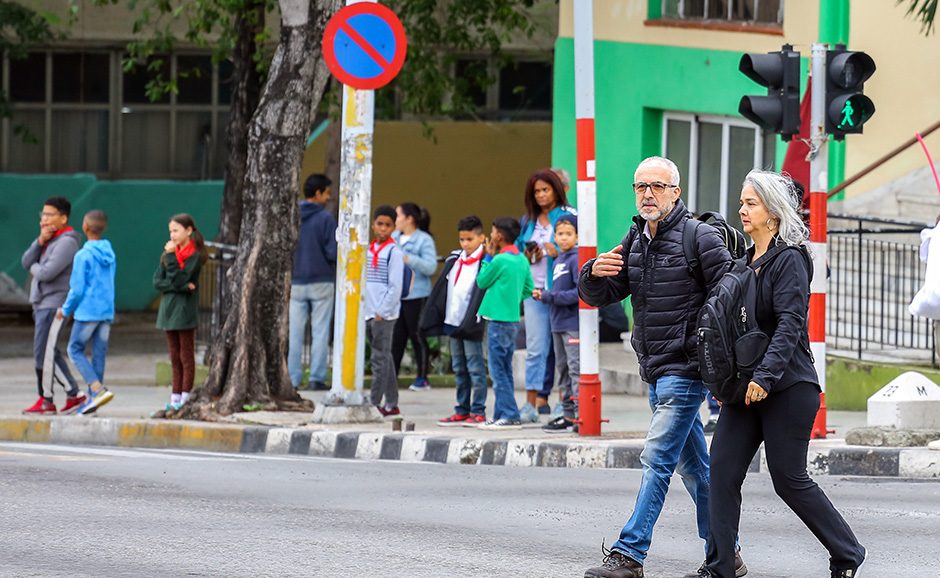 Nuevo frente frío llegará a Cuba: Pronostican temperaturas bajas y condiciones invernales por varios días