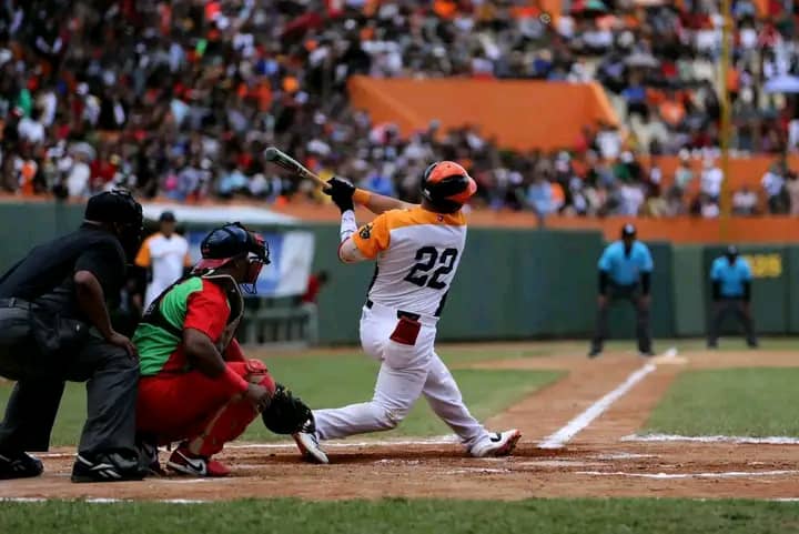 Leopardos por cazar su pase a semifinales en el béisbol cubano