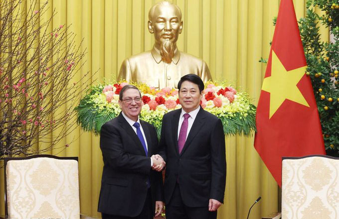 Recibe presidente de Vietnam a enviado especial cubano 