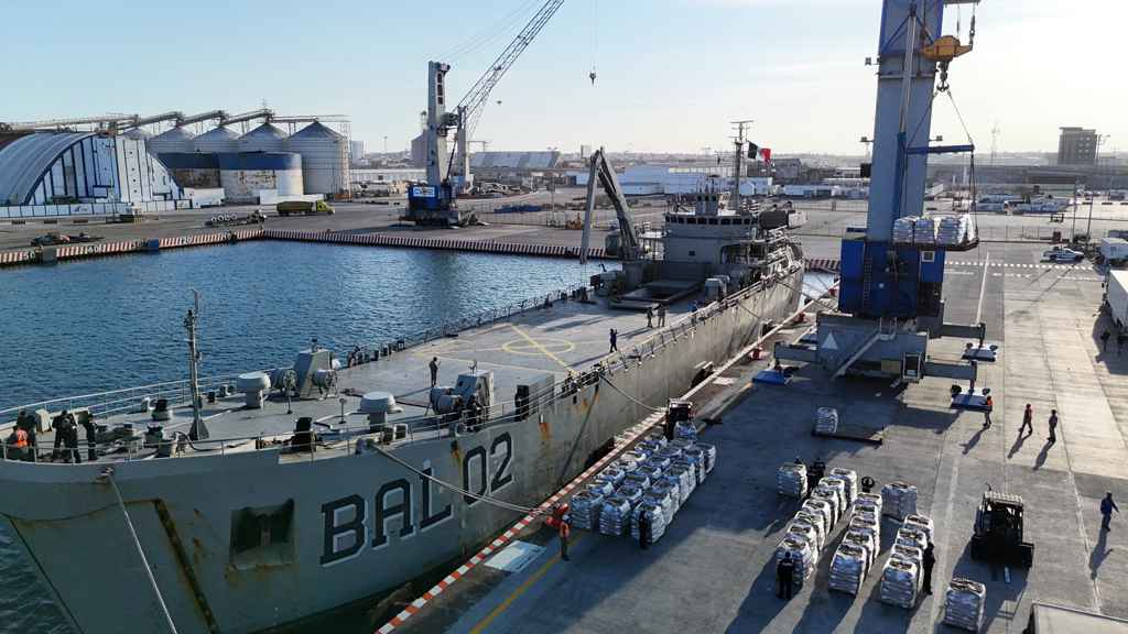 México envía a Cuba más de 800 toneladas de ayuda humanitaria