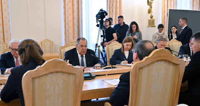 Canciller ruso reitera apoyo a Cuba al recibir a su homólogo cubano