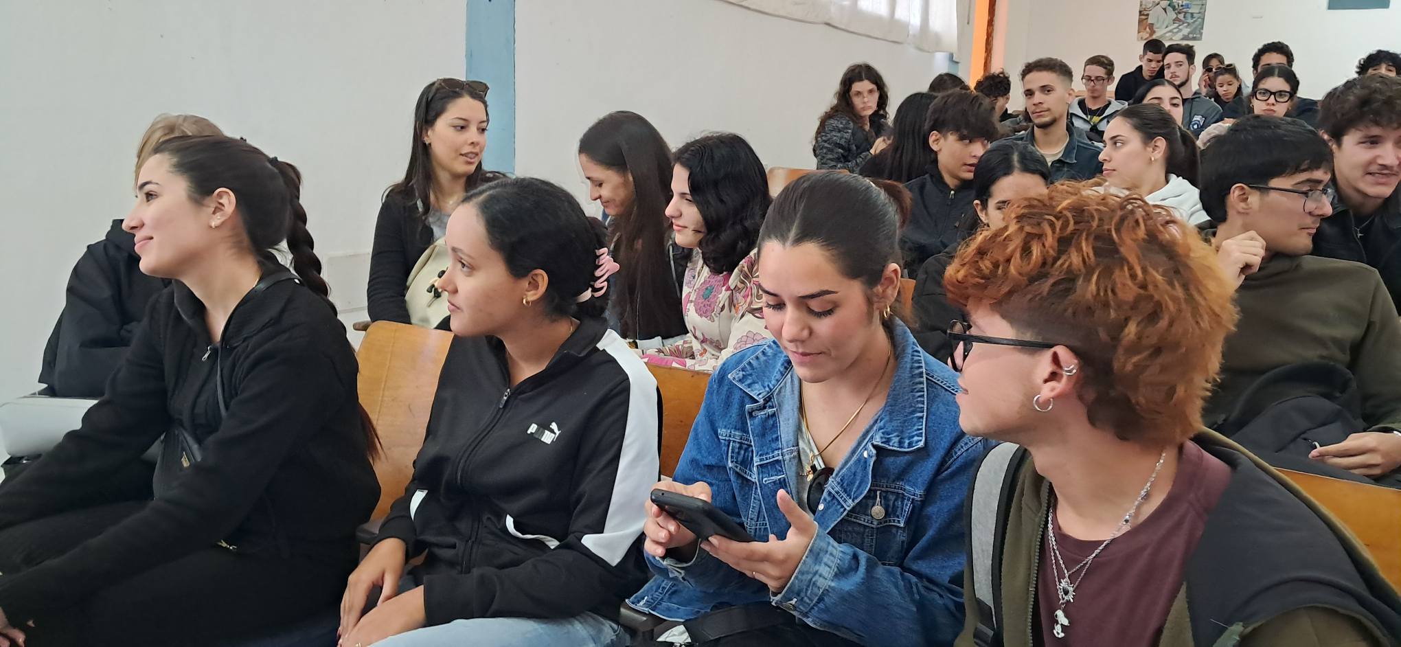 Jóvenes universistarios apoyan Registro previo al Censo de Población y Vivienda