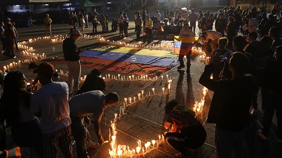 Venezuela eleva la cifra de víctimas tras terremotos a casi cuatro mil 500 muertos