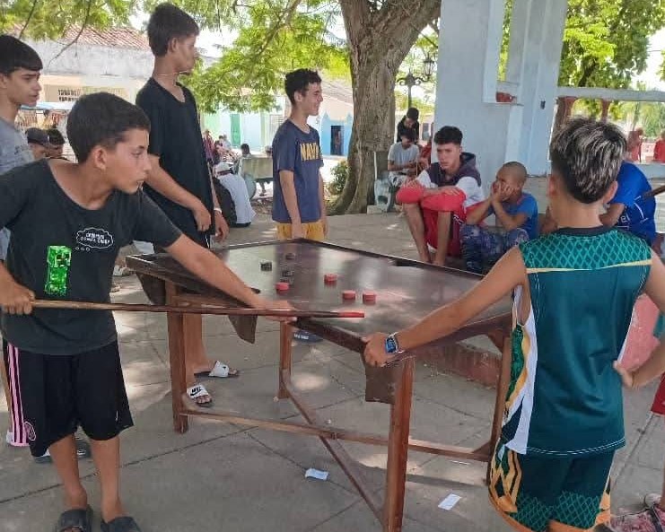 Encrucijada por un verano con mi gente en las comunidades