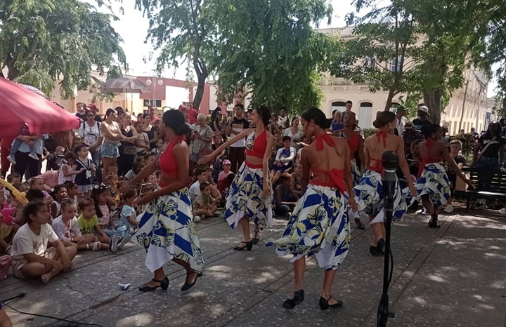 Colman de arte y sonrisas barrios y parques de Villa Clara
