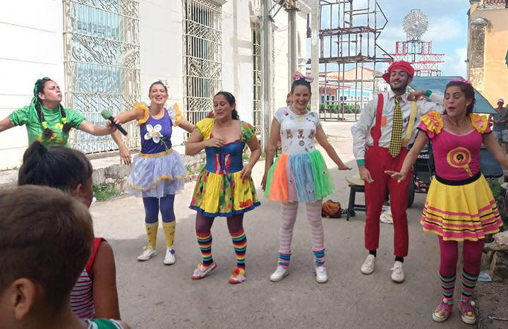 Colman de arte y sonrisas barrios y parques de Villa Clara