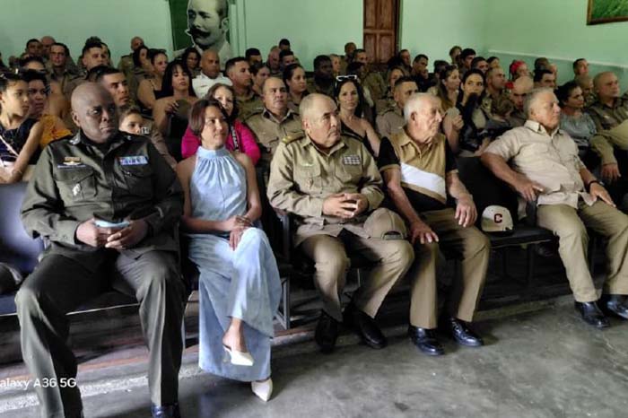 Celebra Región Militar Villa Clara acto de ascensos y condecoraciones