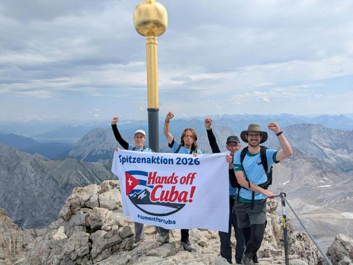 ¡Manos fuera de Cuba! Solidaridad desde la cima de Alemania