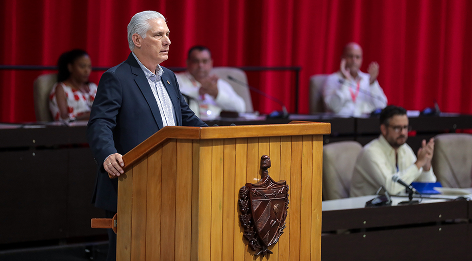 Díaz-Canel: La eficiencia económica debe servir a la justicia social