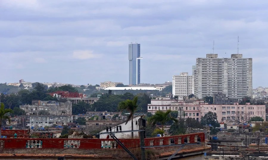 Compañías internacionales anuncian cierre de operaciones en hoteles de Cuba