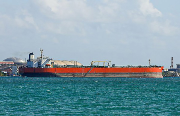 Coerción económica de EE.UU. bloquea entrada de petróleo a Cuba 