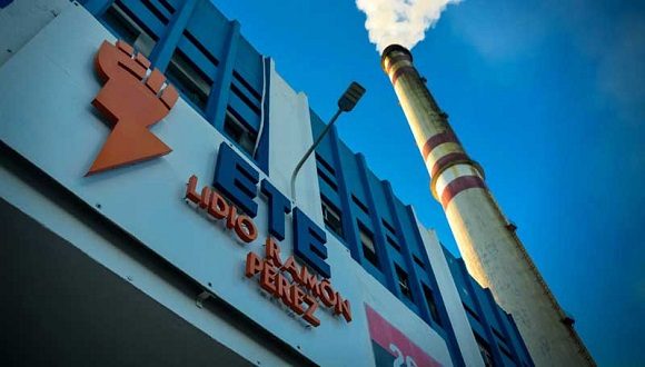 Unión Eléctrica reporta salida del Sistema Eléctrico Nacional de la termoeléctrica Felton
