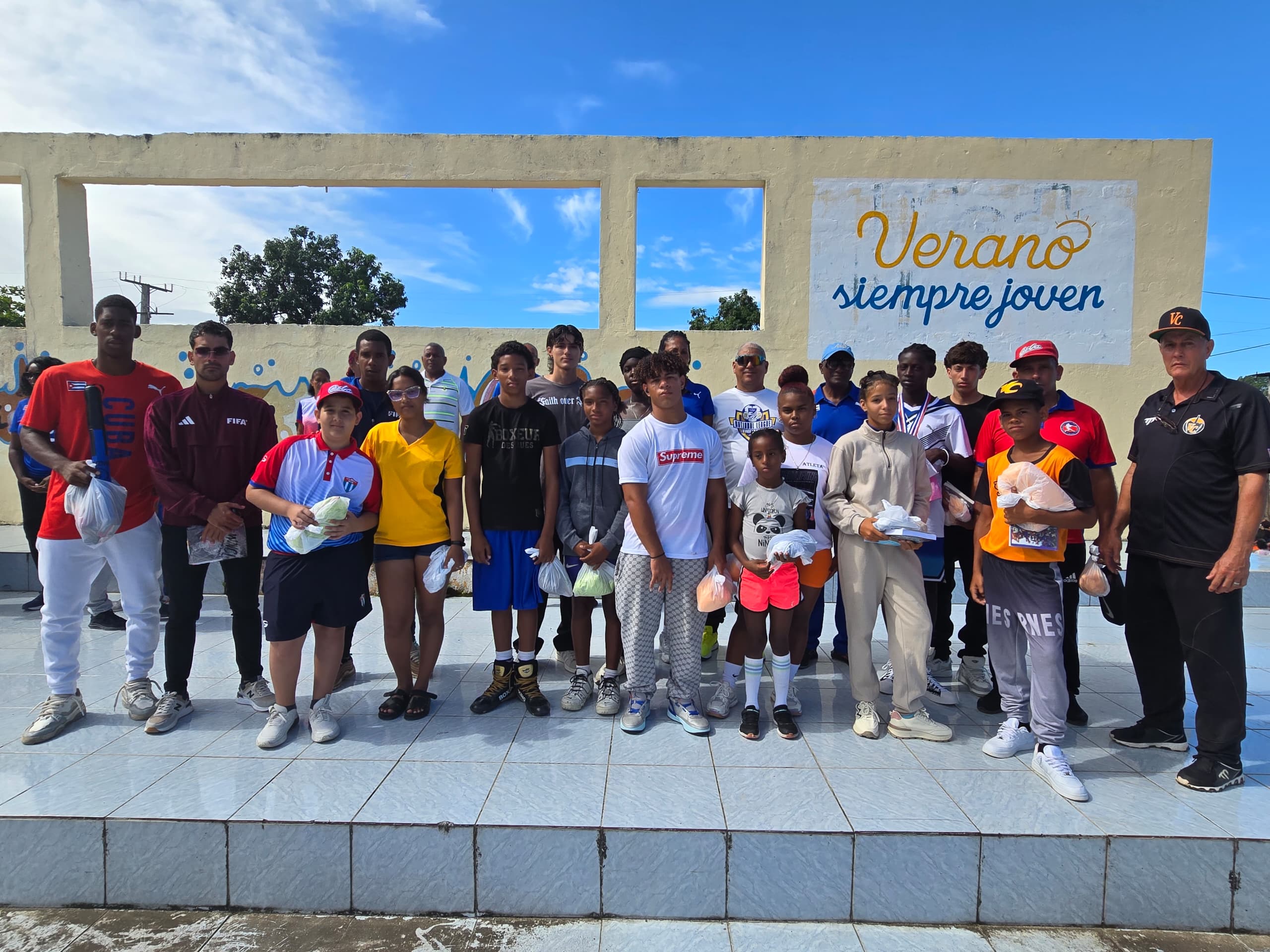 Premian a los mejores atletas de la Olimpiada de Deporte en Villa Clara