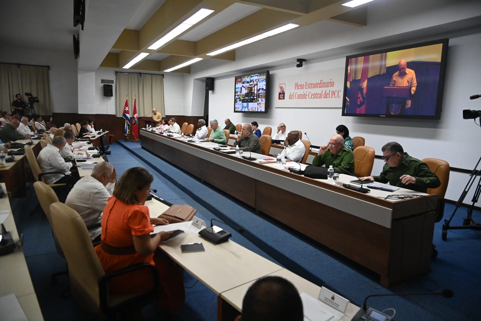 Inicia Pleno Extraordinario del Comité Central del Partido Comunista de Cuba