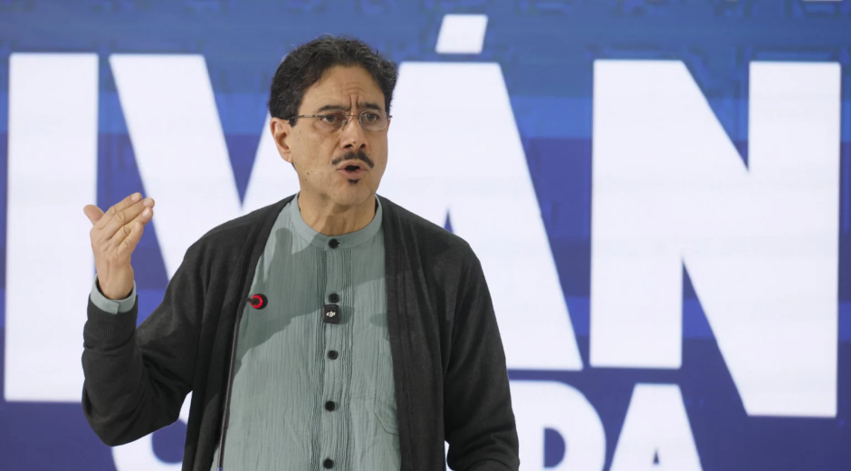 Iván Cepeda pide calma en Colombia y rechaza amenazas opositoras